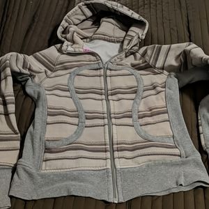 Lululemon scuba hoodie 8 stretch
